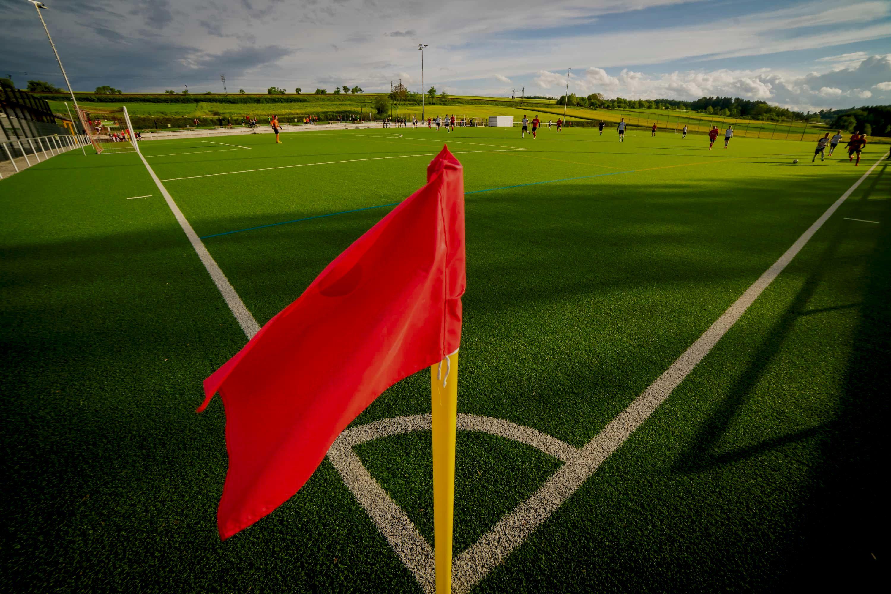 fussballfeld auf dem gespielt wird